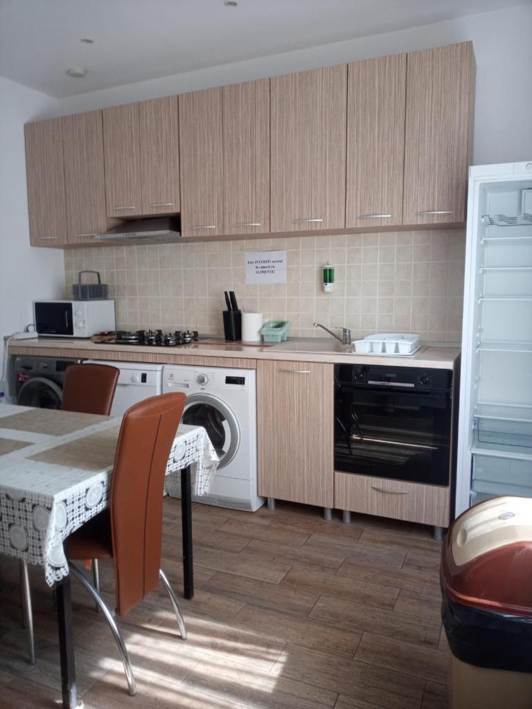 Villa 3 Papuci コンスタンツァ エクステリア 写真